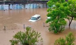 Heyelan ve sel felaketinde 16 kişi hayatını kaybetti