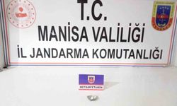 Manisa'da jandarma ekipleri uyarıcı madde operasyonu yaptı