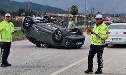 Seydikemer’de meydana gelen trafik kazasında iki araç takla attı