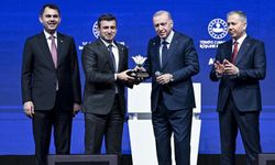 Cumhurbaşkanı Erdoğan’dan "asrın birlikteliğine" katkı verenlere plaket