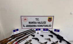 Akhisar’da jandarma ekiplerinden silah kaçakçılığı operasyonu