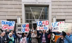 ABD'de demokratlardan Elon Musk'a USAID protestosu