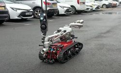 İngiltere’de itfaiye robotu tanıtıldı