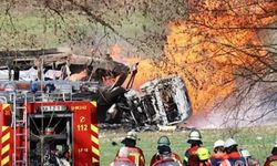 Tanker ile tramvay çarpıştı: 3 ölü, çok sayıda yaralı