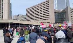 Toronto'da Ekrem İmamoğlu için protesto gösterisİ