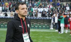 Bursaspor, Pablo Batalla ile yollarını ayırdı! Yeni teknik direktör kim olacak?