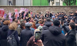 Üniversite öğrencileri ve polis arasında gerilim yaşandı