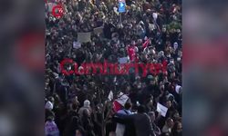 Binlerce kişi Gençliğe Hitabe'yi hep bir ağızdan okudu!