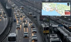 İstanbul'da sağanak yağış sonrası trafik yoğunluğu yüzde 90'a ulaştı