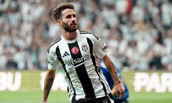 Beşiktaş oyuncusu Rafa Silva sakatlandı