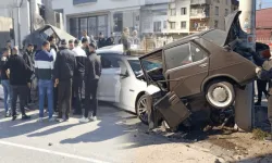 Kontrolden çıkan sürücü 5 araca çarptı: 1 yaralı