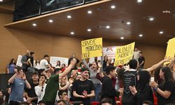 Mersin Büyükşehir Belediyesi kurs merkezi öğrencileri, bilgi yarışması heyecanı yaşadı