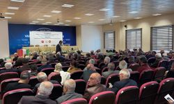 Van'da 4 siyasi partiden çalıştay: "Kürtler ne yapmalı?”