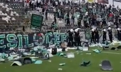Denizlispor alt lige düştü, taraftar stadı parçaladı