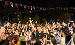 Bilecik'te 19 Mayıs coşkusu Haluk Levent konseriyle taçlandı