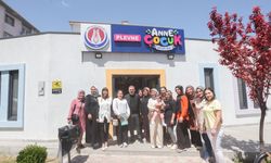 Plevne Anne Çocuk Oyun Evi’nde anneler günü etkinliği