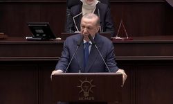 AK Parti Grup Toplantısı... Erdoğan: "Terör örgütünün kendini feshinin ardından belediyelerdeki kayyum uygulamasının yeniden istisna haline geleceğini düşünüyoruz"