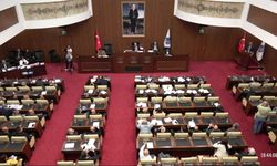 Ankara Büyükşehir Belediyesi, yolsuzluk iddialarını yargıya taşıdı: Osman Gökçek tanık olarak gösterildi
