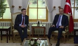 Bakan Fidan, Rusya Devlet Başkanı Danışmanı Medinskiy ile bir araya geldi