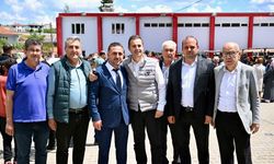 Balıkesir Büyükşehir Belediye Başkanı Akın, hafta sonu mesaisini köy hayırlarına ayırdı