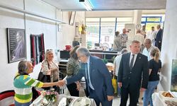 Bandırma Belediye Başkanı Mirza'dan Atatürkçü Düşünce Derneği kermesine ziyaret
