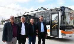 Beylikova Belediyesi, cuma pazarına ücretsiz servis hizmeti başlattı