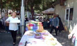 Burhaniye'de çölyak hastaları geleneksel kahvaltıda buluştu 