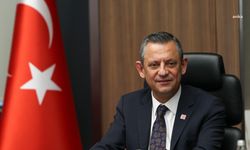 CHP Genel Başkanı Özel’den, Cumhurbaşkanı Sezer ve önceki Genel Başkanlara bayram telefonu 