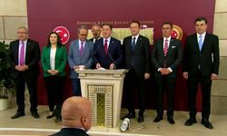 CHP'lilerin TBMM Anayasa ve Adalet Karma Komisyonu'nu terk etmesi... Murat Emir: Tek adamın yargıyı kontrol etme çabasının uzantısı olarak Anayasa çiğnenmiştir