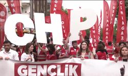 CHP'nin Bursa'daki "Millet İradesine Sahip Çıkıyor" mitingi... CHP Gençlik Kolları Bursa’da yürüdü: “Cumhurbaşkanı İmamoğlu”