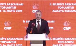 CHP'nin il belediye başkanları toplantısında çiftçiler sorunlarını anlattı: "Görmüyor musunuz ey yönetenler? Yahu üretemezsek, tükendiniz, tükeniyoruz"