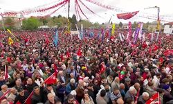 CHP'nin “Millet İradesine Sahip Çıkıyor” mitingi... Özgür Özel: "Biz buraya kavgaya değil, biz buraya kucaklaşmaya, helalleşmeye geldik"