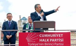 CHP'nin “Millet İradesine Sahip Çıkıyor” mitingi... Özgür Özel: "Bu millet Ekrem Başkanı sana telef ettirmez ama taltif eder, senin yerine Cumhurbaşkanı eder onu"