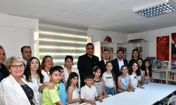 Çiğli İnönü Mahallesi'nde Cumhuriyet Kütüphanesi hizmete açıldı