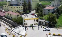 Çorum Valisi Çalgan, un fabrikasındaki patlamada yaralananları ziyaret etti 