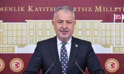 Cumhur Uzun: "Kızkumu Plajı İşletmesi İhalesiz Olarak Kimlere Verildi"
