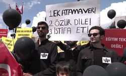 Ek atama isteyen öğretmenlerden "tabutlu" protesto... CHP'li Özçağdaş: "Eğer bir ülkede 100 bin ücretli öğretmen varsa 100 bin öğretmen açığı var demektir. 15 bin değil, 100 bin atayacaksınız kardeşim"