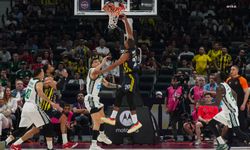 Fenerbahçe Beko, Panathinaikos’u 82-76 yenerek Euroleague’de finale yükseldi