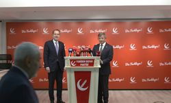 Gelecek Partisi'nden Yeniden Refah'a ziyaret... Davutoğlu: Otoriter rejimleri daha da otoriterleştirecek anayasa değişikliğini Türkiye'ye ihanet olarak görürüz
