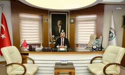 Giresun Belediye Başkanı Köse, koltuğunu engelli meclis üyesine devretti