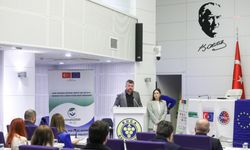 Gökan Zeybek: Yoksula uzatılan eli kırmaya çalışan bir zihniyetle karşı karşıyayız