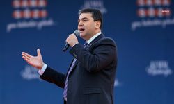 Gültekin Uysal: "Türkiye Cumhuriyeti Devleti 2025’te bir savaşta yenildi de Yüce Türk milletinin yeni mi haberi oluyor?"