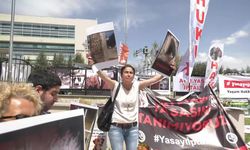 Hayvan hakları savunucuları Anayasa Mahkemesi önünde...