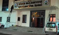 Iğdır Belediyesi'nin tabelasına Kürtçe adı eklendi