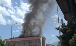 Iğdır'da kız öğrenci yurdu çatısında yangın