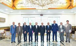 İran Dışişleri Bakanı Arakçi, Pakistan Başkbakanı Şerif ile “Hindistan gerilimini”  görüştü 