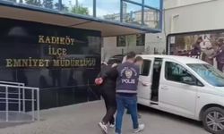 İstanbul'da CHP standında "Kurtuluş Yok Tek Başına" şarkısını söyleyen 15 yaşındaki çocuğu darp eden 1 kişi tutuklandı