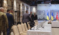 İstanbul'da yapılan Türkiye-Rusya-Ukrayna üçlü toplantısı sona erdi 
