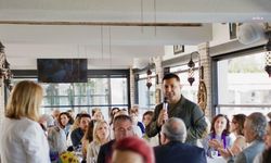 Kuşadası Belediye Başkanı Günel, ÇYDD'nin düzenlediği dayanışma kahvaltısına katıldı 