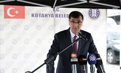 Kütahya’da Parmakören Mahallesi Tavşanlı Yolu’nda kurban pazarı açıldı